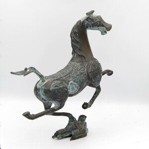 Chinese Bronze Ware Flying Horse Statue - Ma Tiao Feiyan Horse